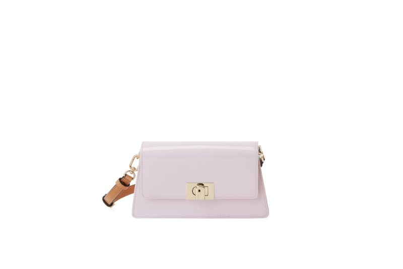 Zoe粉紅色Vacchetta皮革迷你手袋/$3，660/Furla。 