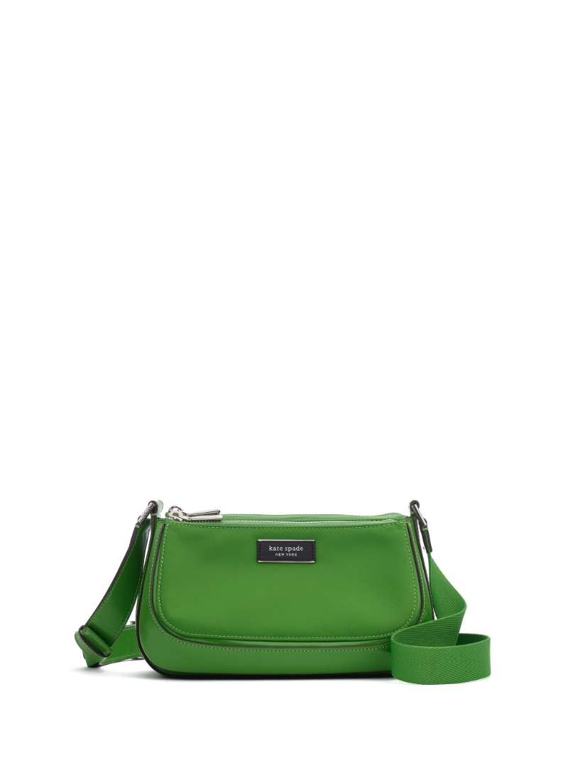 Sam Icon尼龍East-West中型號斜揹袋/$3，000/kate spade New York。