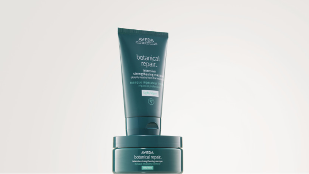 Aveda三重修復草本系列滋潤發膜備有輕盈及滋潤型（$480及$630），即時修復強化發絲，提供深層護理。