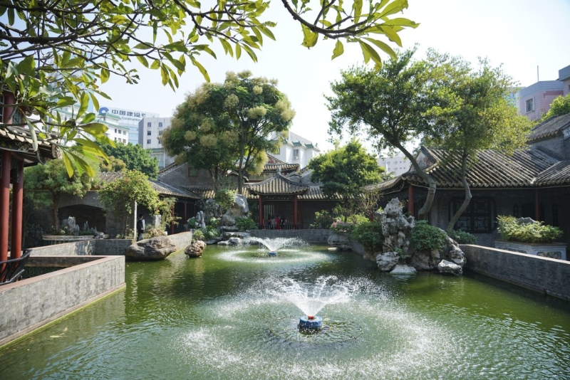 清暉園建于清朝嘉慶年間，是廣東四大名園之一。