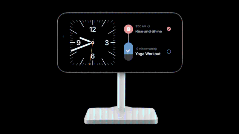 iPhone 15 Pro可以配合iOS 17開啟待機顯示模式。