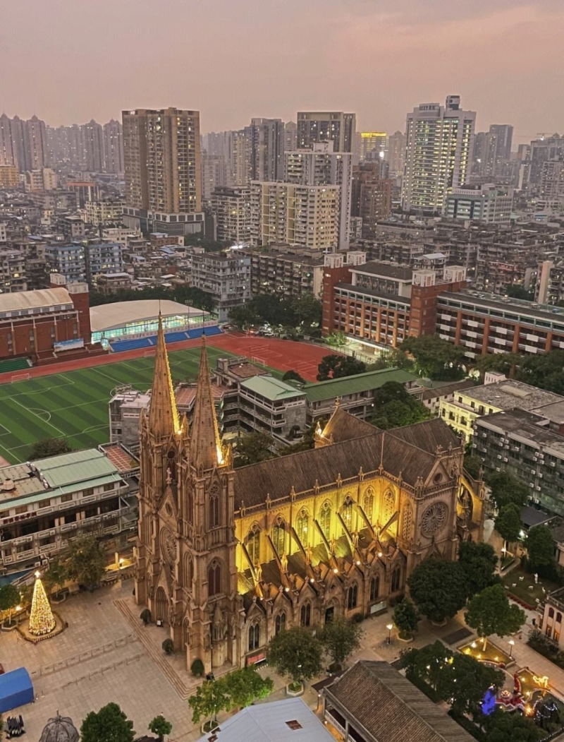 廣州歐陸風情景點2023｜2. 石室圣心大教堂 1861年耗資40萬法郎建立，現在已經成為廣州異域風情的經典。 (圖：trip.com@June189)