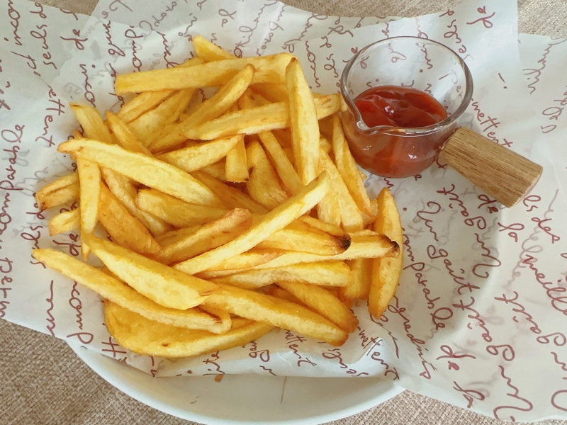 親子小食食譜推介三：自家制新鮮薯條（圖片來源：《親子王》）