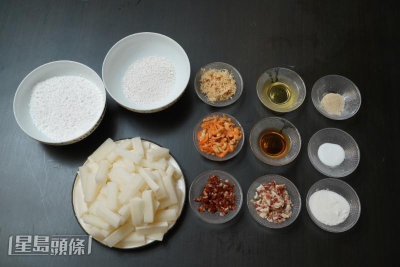 簡易版瑤柱臘味蘿卜糕的材料簡單。