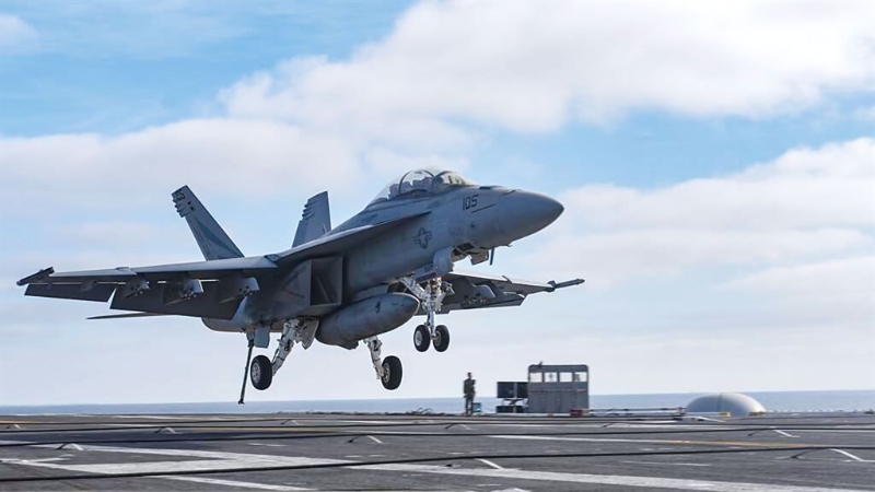美軍F-18戰機。