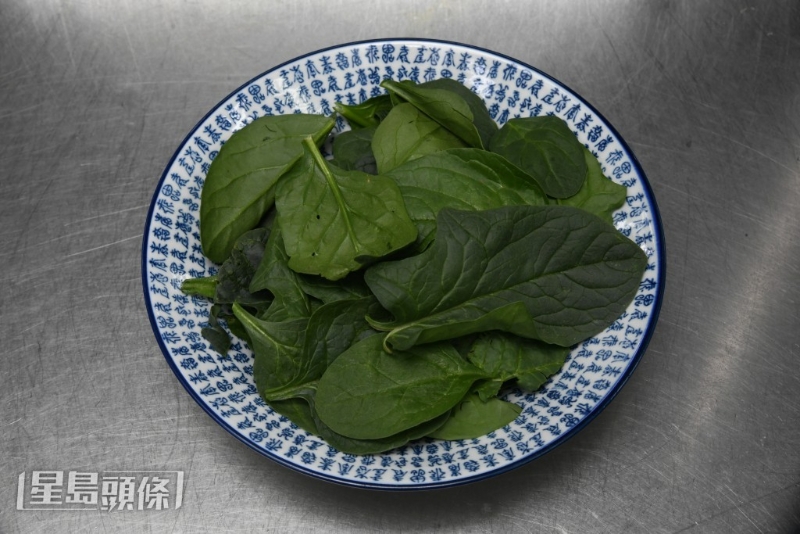 菠菜作配菜。