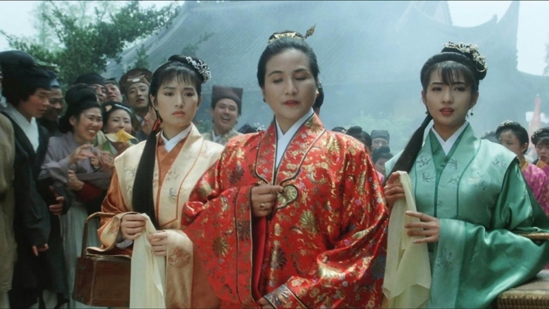 溫翠蘋（右）在《唐伯虎點秋香》中飾演冬香。