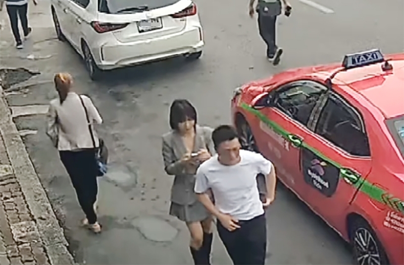 中國女子泰國失蹤最后露面CCTV畫面曝光，當時跟隨一名認識的男子。