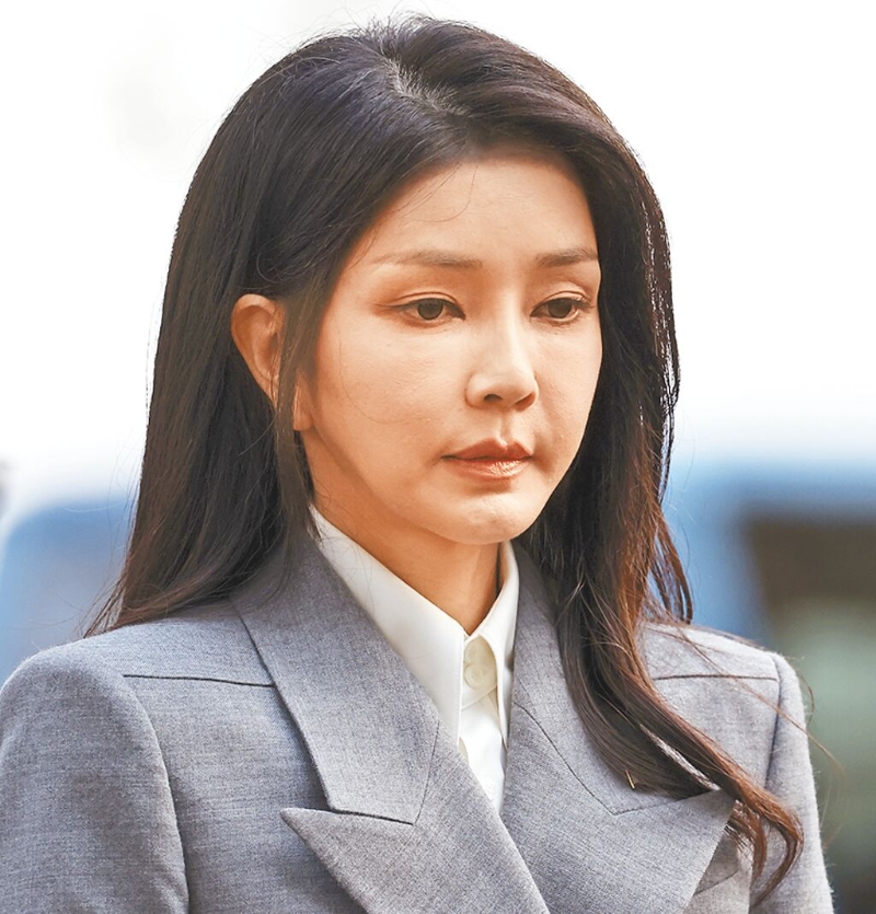 韓國第一夫人金建希遭檢方以涉嫌收賄跟炒股于20日被傳喚，進行長達12個小時的調查。（美聯社）