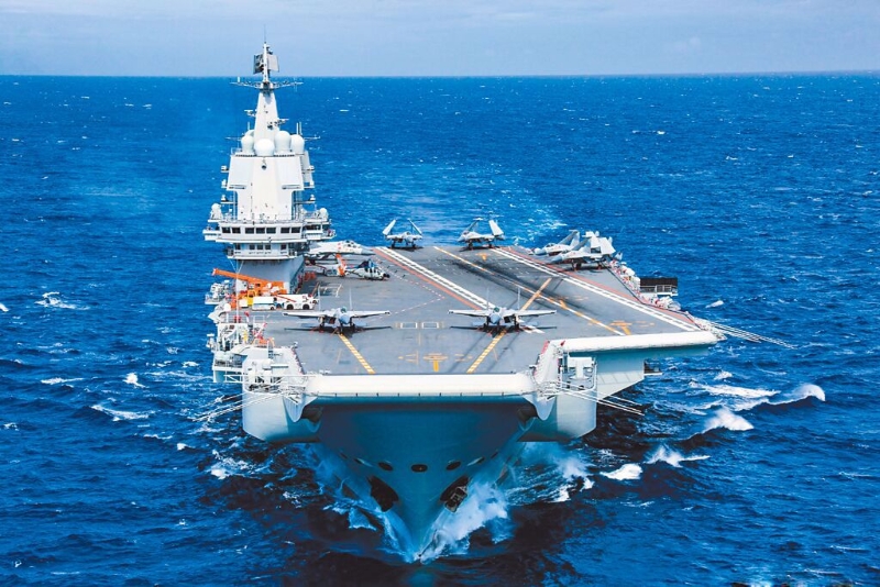 航空母艦山東號。