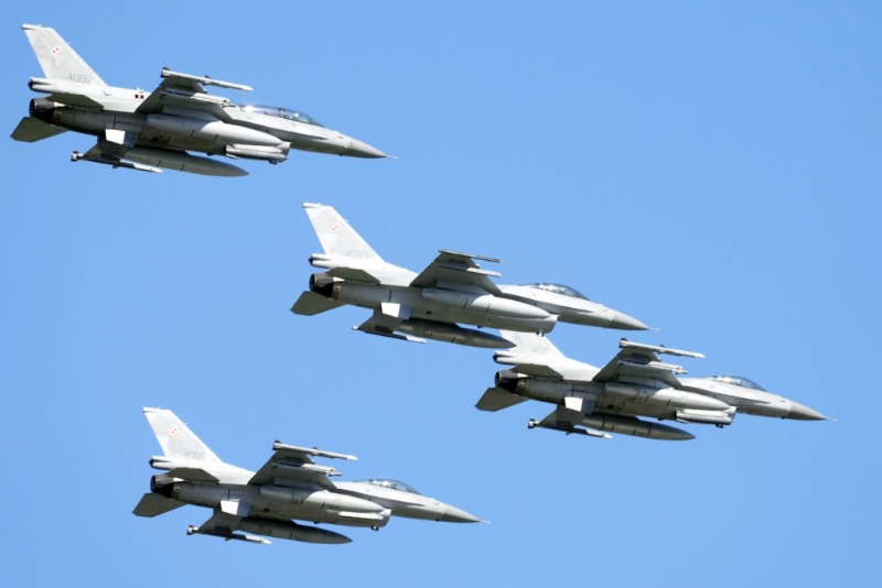 美國證實，烏克蘭已接收首批F-16戰機。美聯社