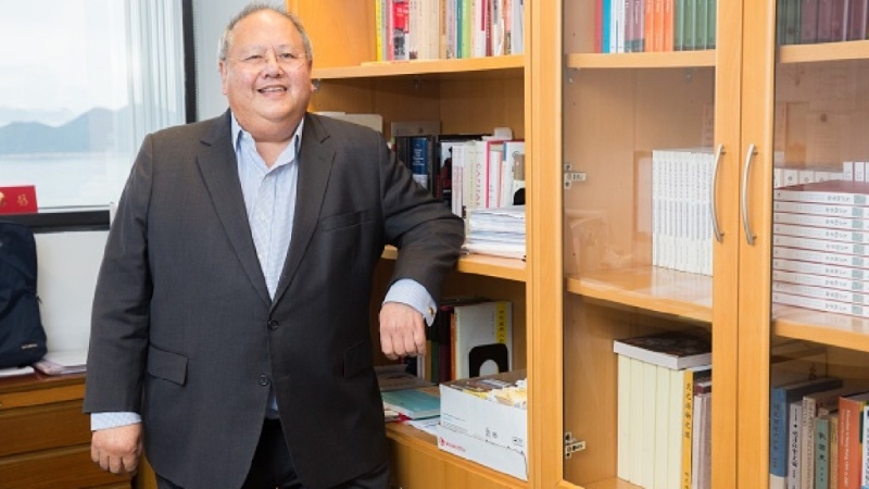 李政道的長子李中清是歷史學家，長期擔任香港科大社科院長。