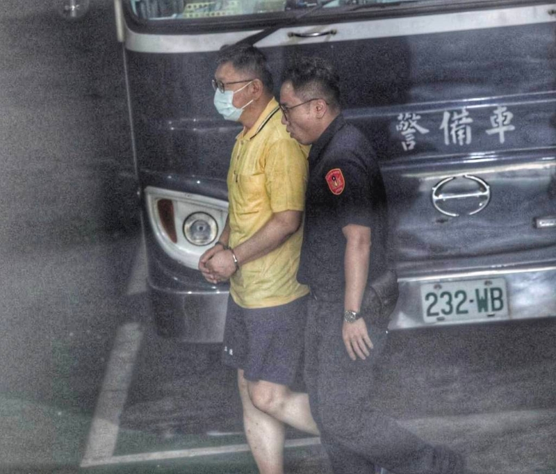 民眾黨主席柯文哲因京華城案遭羈押，北檢10日提訊柯文哲。