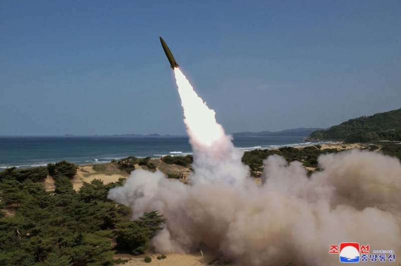 朝鮮周四清晨向東部海域發射多枚短程彈道導彈