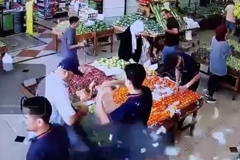 疑傳呼機突爆炸。