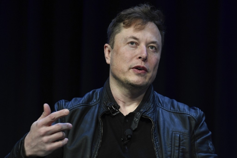 馬斯克先前已表示，SpaceX將在2年內發射第一批前往火星的無人星艦宇宙飛船玤。美聯社