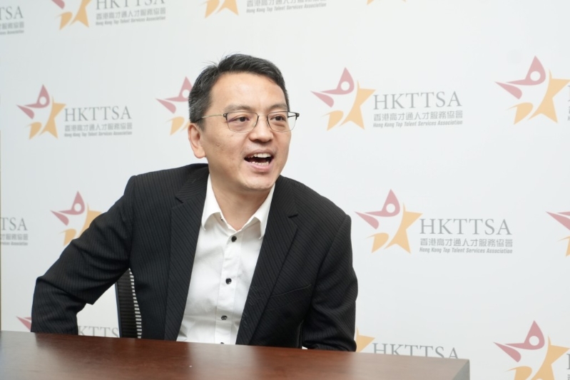 程先生指香港更方便讓公司和技術“出?！?。 劉駿軒攝