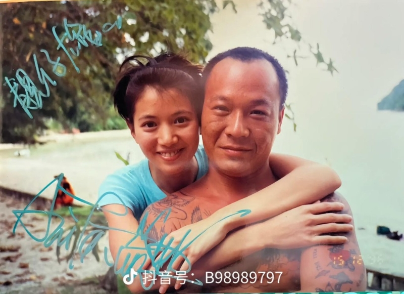 吳志雄早前在抖音分享了一張與袁詠儀攬到實一實的照片，馬上引來大批網民熱議。