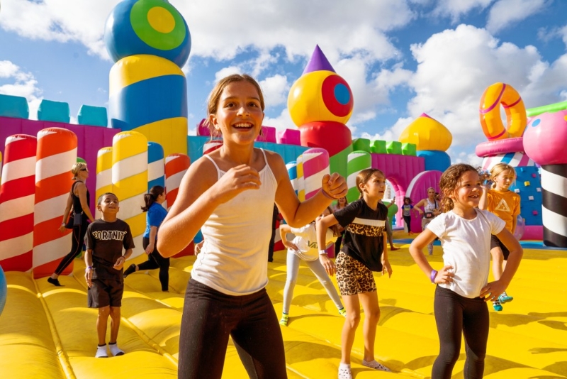 全球最大充氣彈跳派對The Big Bounce世界巡回香港站嚟喇?。▓D片來源：The Big Bounce）
