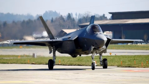 有報道指，臺灣將向美國提出購入F-35隱形戰機。