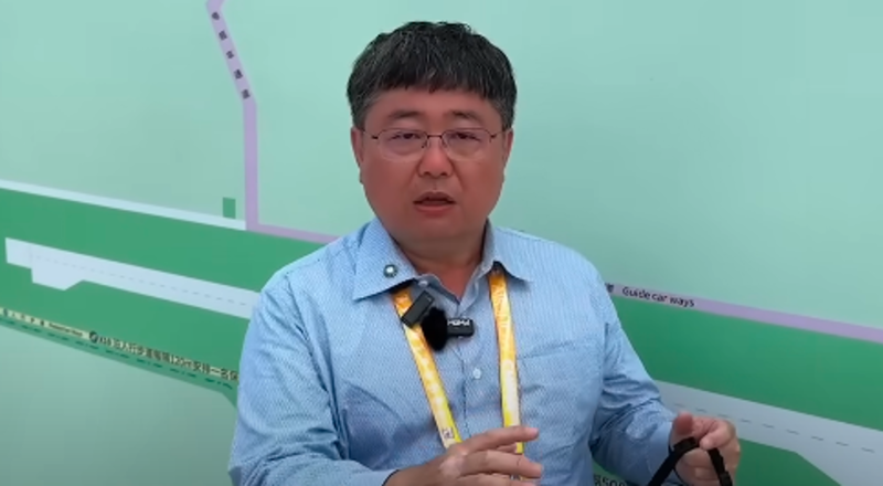圖為呂禮詩在本屆珠海航展中，接受《中天新聞》采訪畫面。