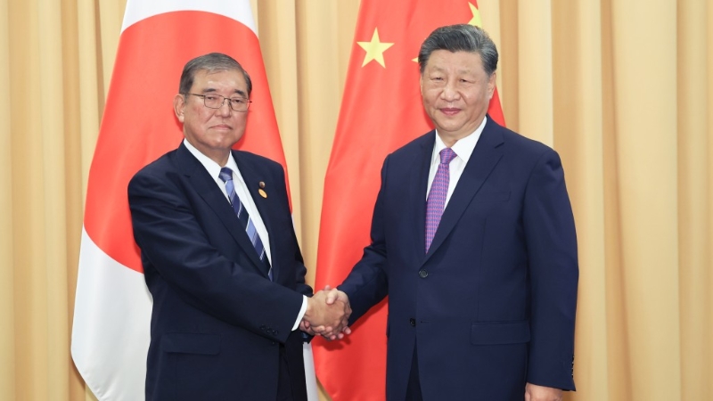 習近平會見日本首相石破茂。 新華社