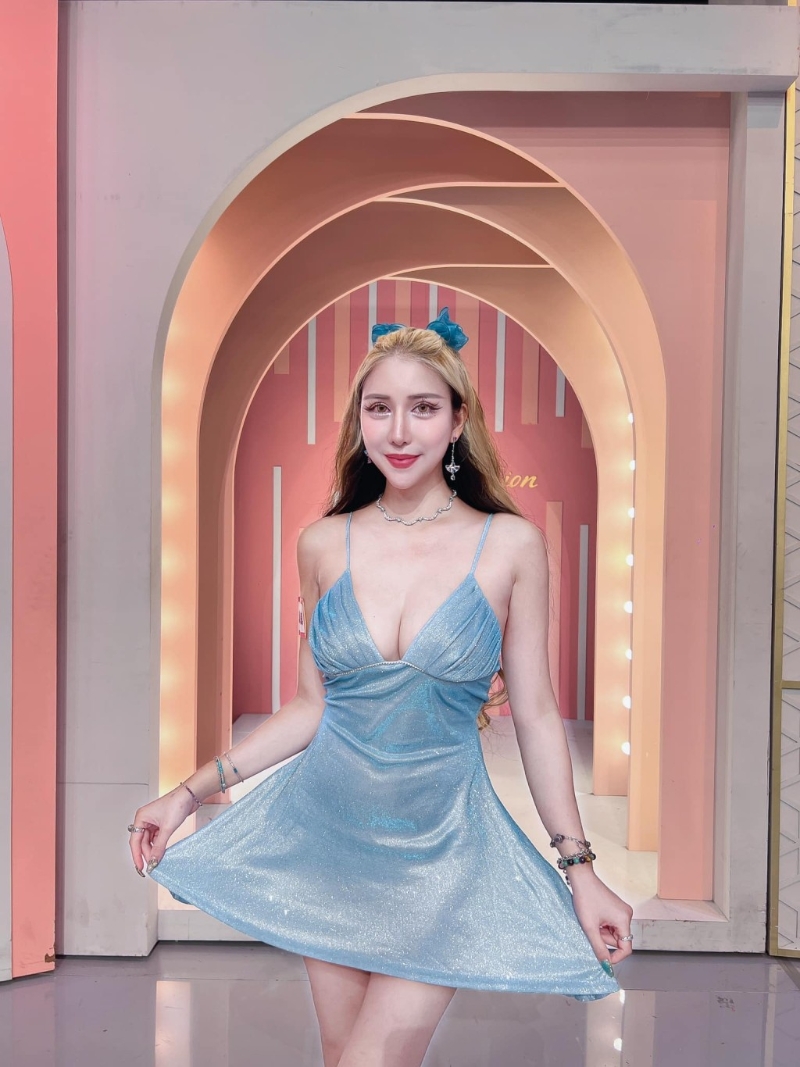 王若熙不時亮相節目。