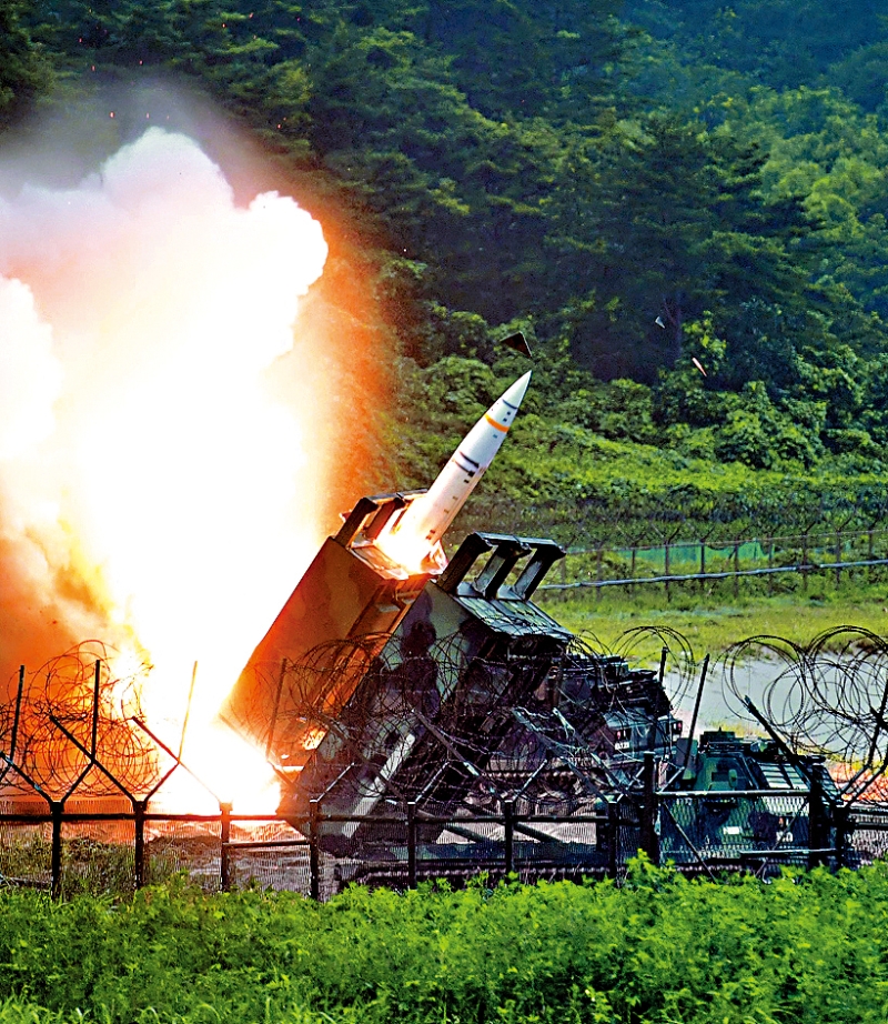 美國有向烏克蘭供應“陸軍戰術導彈系統”（ATACMS）。