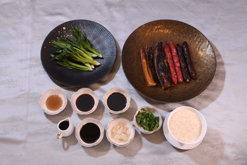 材料包括三款臘味。