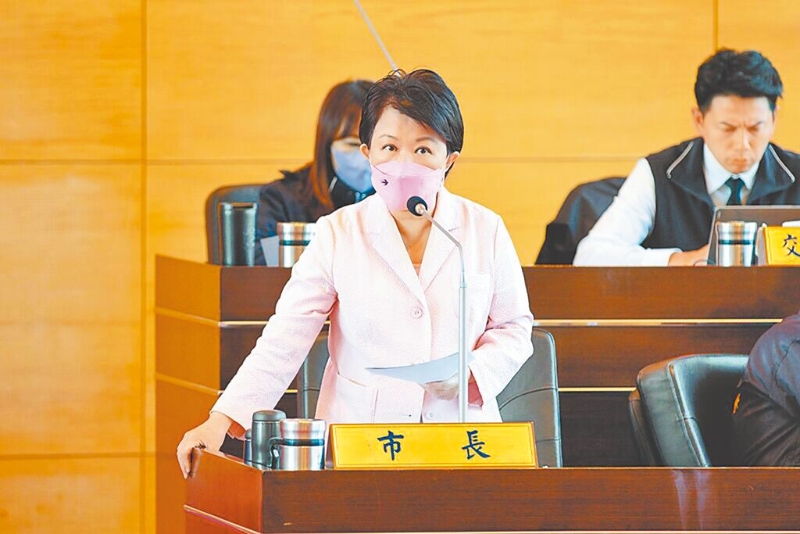 臺中市長盧秀燕是否參選國民黨主席，始終沒表態。