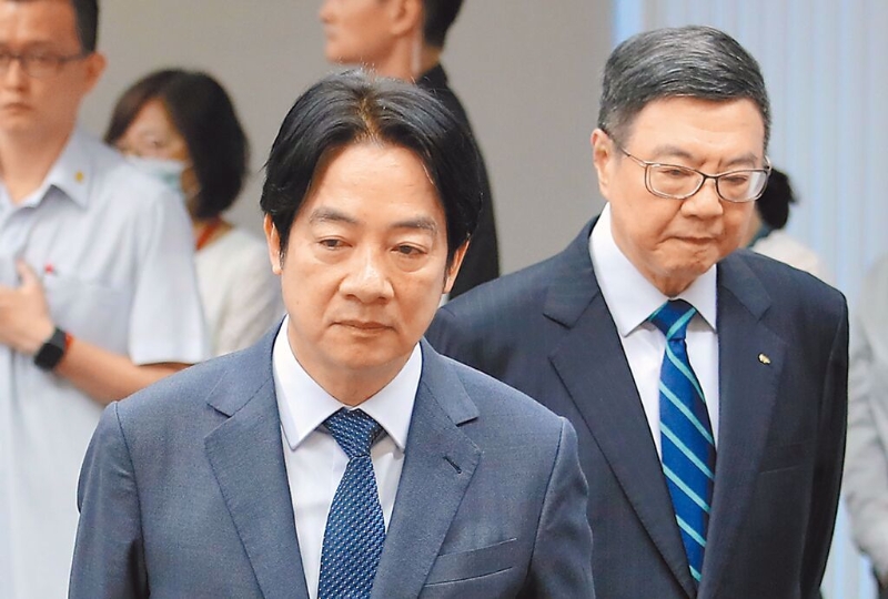 賴清德（左）、卓榮泰（右）。