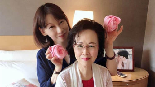 瓊瑤和媳婦何琇瓊。