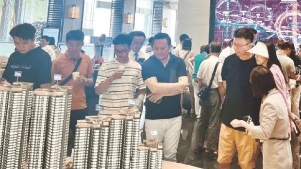廣州市黃埔區一樓盤銷售大廳。