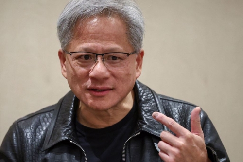輝達股價直直落，執行長黃仁勛的動態受關注。路透社