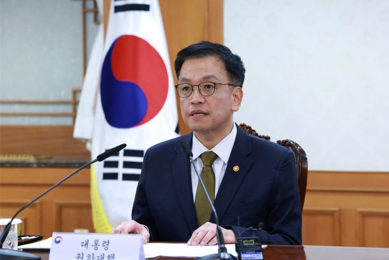 韓國代總統、企劃財政部長崔相穆在上任不到48小時，即在29日遇上該國18年來最大的空難事故。 路透社