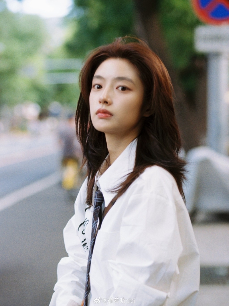 《一枕春華》女主角是內地女星徐若晗。
