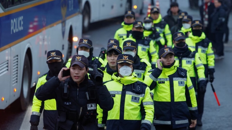 公調處宣布將委托警方執行對尹錫烈總統的逮捕令。 路透社