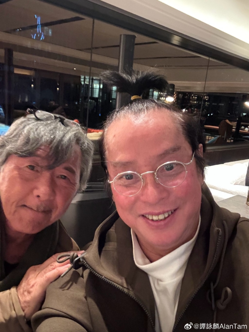 昨日(13日)再相約鐘鎮濤、陳友及曾志偉外，更見林子祥現身，譚詠麟直指是「最近另一次難得聚會」!