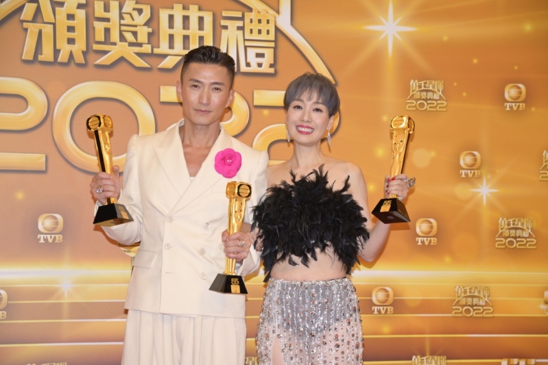 3年前陳山聰和江美儀奪視帝、視后。
