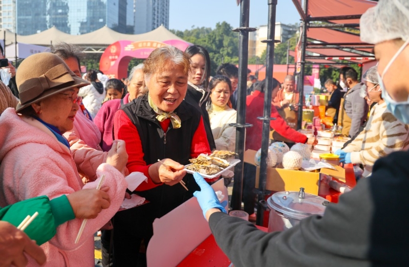 深圳福田農批市場舉行“福市集”年貨嘉年華。