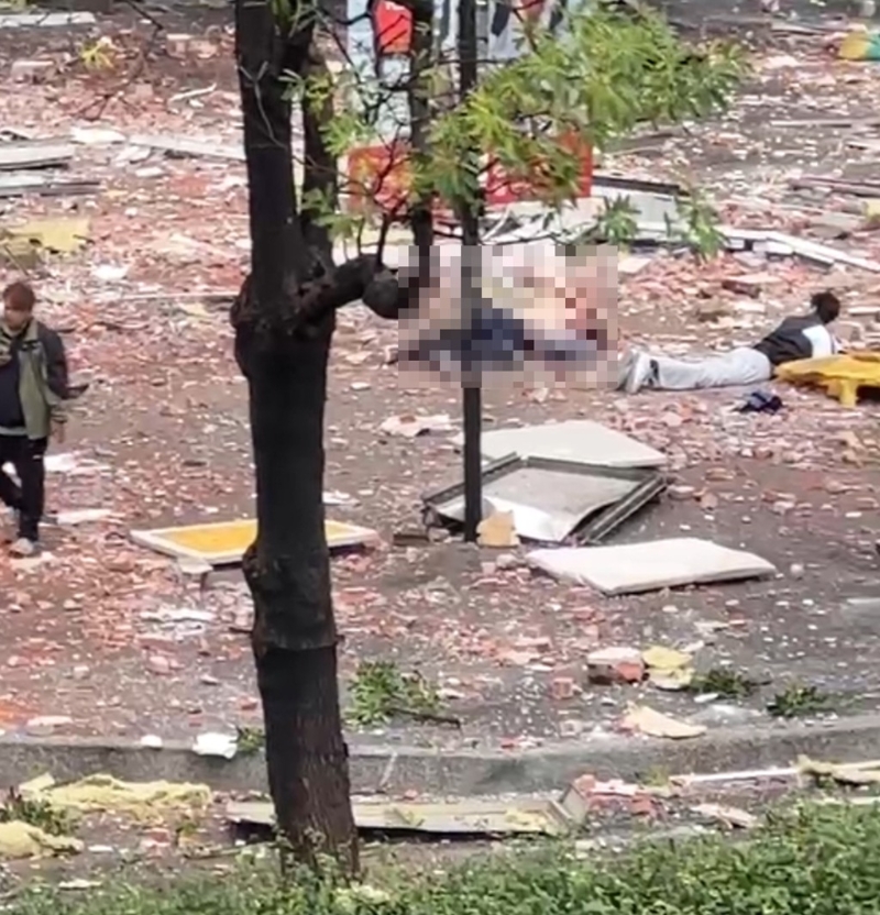 據報有人被炸飛身亡。