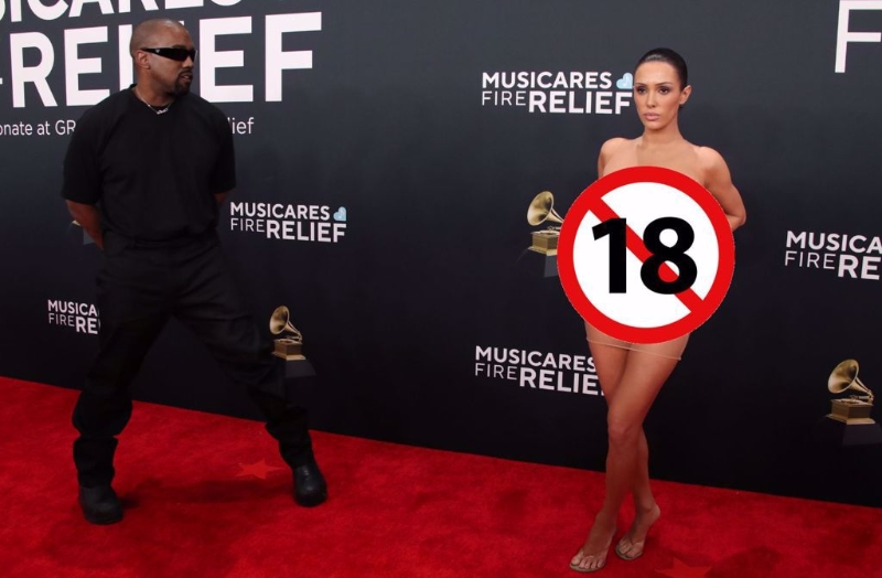 美國饒舌歌手“侃爺”坎耶·維斯特（Kanye West），和老婆比安卡（Bianca Censori）現身格萊美獎紅毯，比安卡的衣著幾乎完全透明。