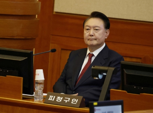 尹錫悅出席內亂罪預審