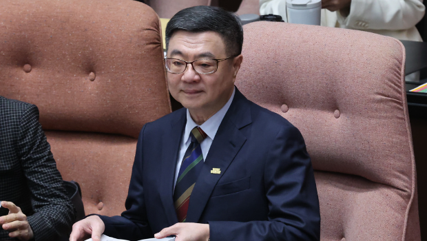卓榮泰25日赴“立法院”備詢。