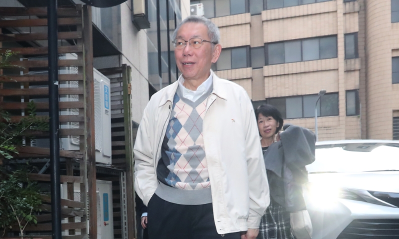 韓國瑜呼吁法務部站在人道考量，在柯爸爸釘棺木之前，讓柯文哲（見圖）回來見最后一面。 （中時資料照）