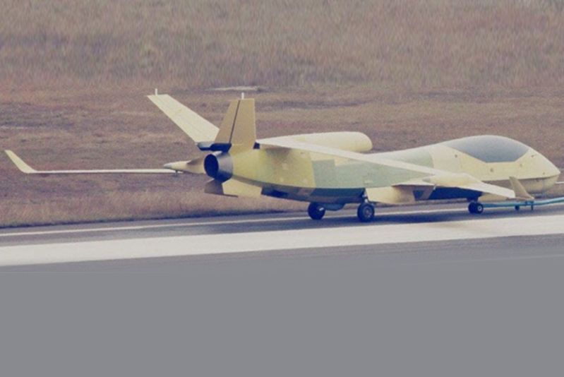 中方雙機身噴射動力無偵-9「神鷹」大型無人機。（中國空軍網）