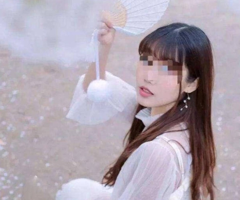 受害人包麗。