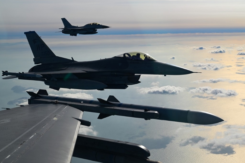 韓國空軍主力KF-16戰機。 US Air Force