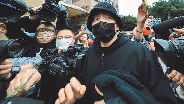 王大陸案疑泄漏司機個資，北市刑大遭到搜索，全臺模范警察被約談。