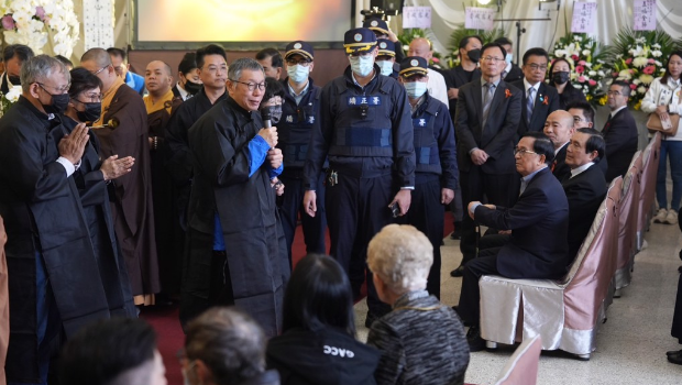 民眾黨前主席柯文哲父親柯承發老先生10日舉行告別式